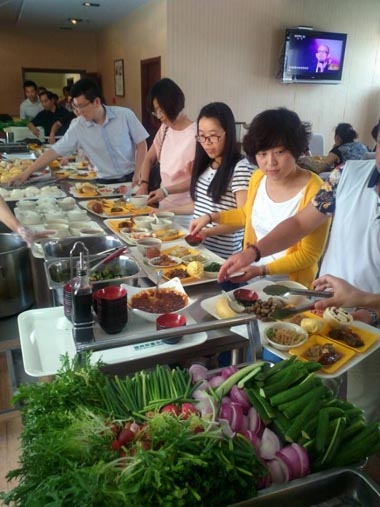 健力源美食節活動(dòng)取餐情況
