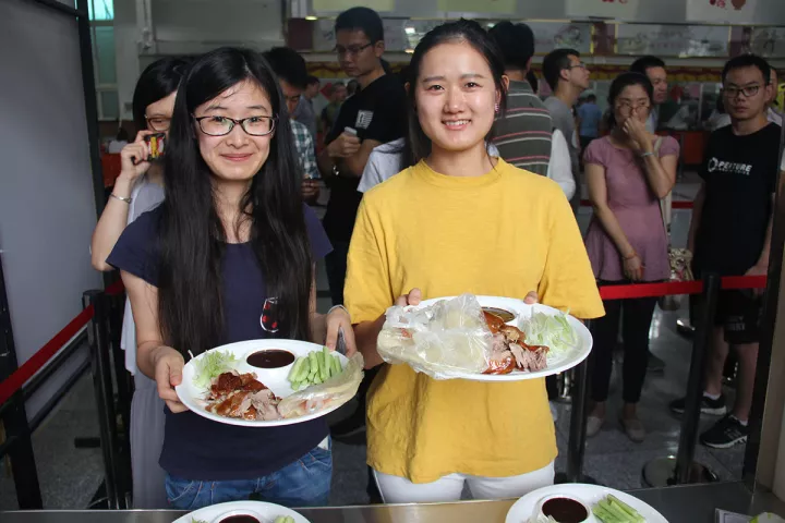美食佳節，華麗綻放 ——天津鐵三院健力源餐廳舉辦美食節活動(dòng)